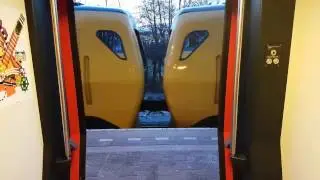 NS DM '90 Buffel dieseltrein op station Heino