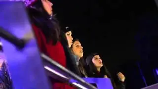 Cimorelli singing I Got You at Subway in Germany