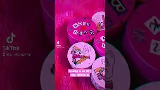 Cute, girly pink smoking accessories💕 Available in Etsy Shop:BUDQUEENZ #pink #grinder #meangirls