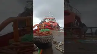Musim Barat Masih belum berakhir #kapaloleng8854 #tugboats #safetyfirst