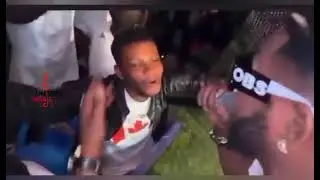 But na filet frappe encore 😭 concert plein public D&eacute;termination 85% de r&eacute;ussite Bravo 👏 l'artiste 🇨🇩