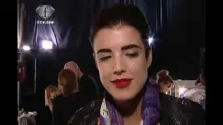 fashiontv | FTV.com - Agyness Deyn First Face Talks S/S 08