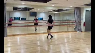 Don't Touch Me.                                  编舞者 : 邱月茹老师