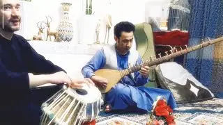 تک نوازی محلی دوتار هراتی توسط محمد یونس حیدری و طبله حامد دل آهنگ 