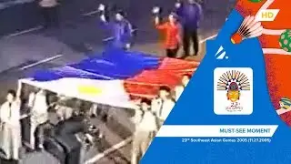 Manila 2005 SEA Games - The Philippine Flag | Must-See Moment (11.27.2005)