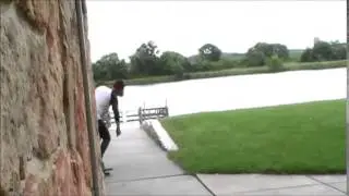 Skateboarding in Vaporwave