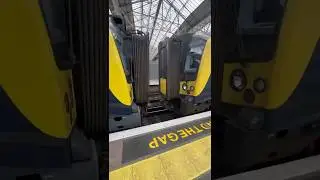 SWR Class 444&rsquo;s Connecting at London Waterloo
