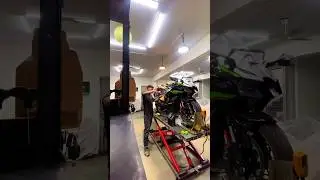 Kawasaki ninja zx10r 1st service 👍👍 #kawasaki #zx10r