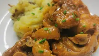 PORK AND BUTTER BEANS DISH | South African Youtuber