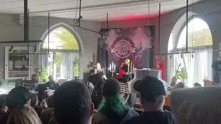 Svarta Solen, &Ouml;rebro Punkfest 251011. Massgrav cover.
