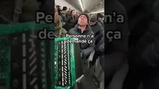 POV cam&eacute;ra embarqu&eacute;e dans le m&eacute;tro parisien #france #paris