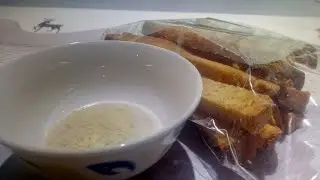 Skeledude review things- Toast sticks sand Caesar Salad Sauce