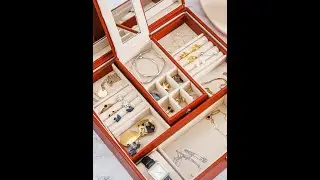 LOCKABLE JEWELRY BOX WITH LARGE MIRROR GIVE AWAY MINI CASE