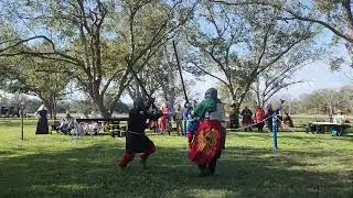 Greatsword Round at the Barony of Bjornsborg's fall event: Jarl Floki vs Centurion Redbad 