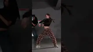 Look at👀✨her energy &mdash; Clean & Sharp #amypark #redy #choreography