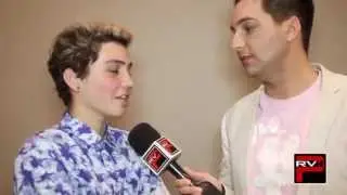 Kiss Sam Pottorff On The Lips, He Loves 5 Seconds Of Summer & JC Caylen Steals His Stuff!