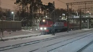 ЭП2К-367 с поездом №10 Москва&ndash;Владивосток и быстрая ЭД4М-0159
