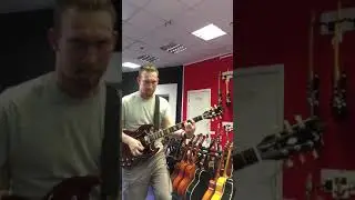 Вкусный вишневый Gibson SG Standard 2012