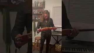 New Guitar Day!!