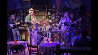 Live at Joe's Cafe, St. Louis-Nov 22, '25
