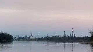 Kako su Rusi uništili Rafineriju nafte Brod