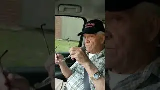 «Тратя на тебя все эти деньги, я чувствую, будто мы встречаемся!»