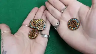 Mixed-Colour/Brown Wood 25mm 4-Hole Round Buttons Pack Of 5 HA10755