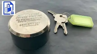 (153) Lock picking for Beginners - Mobile Mini Container Guard Van Puck Lock Picked