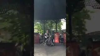 FANFARA ȚARA BARSEI S&Acirc;MBĂTĂ SEARA IN PARCUL GHICA DIN SINAIA ROM&Acirc;NIA