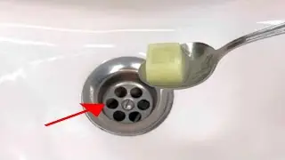 Просто бросьте это в раковину, и слив больше никогда не засорится! 💥(Удивительно)🤯