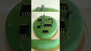 Engineers birthday cake 😋🎂🎂👲😍😘😘😍🎂🎂