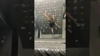 BITTER-V4 on the Moonboard #bouldering #climbing #moonboard #moonboardproblems
