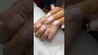 Alongamento de unha com naturalidade 💅🏼      #banhodegel #fibradevidro #nailart