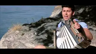 Tom St&ouml;ckl - Mei Dirndal  (Offizielles Musi Video)