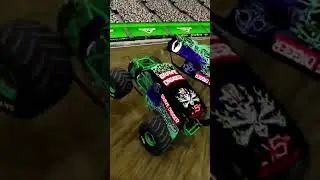 Monster truck Flipz Savez n Trix 25 #monstertruck #monsterjam #beamngdrive #fyp #shorts #short