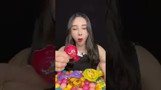 Candy delight ASMR 😍 Gumball machine fun and lollipops  #asmr #mukbang #eating #candy  #food