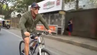 Salman Khan Looks FIT As he Rides His Cycle on The Streets of Mumbai