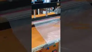 Pneumatic sealing machine