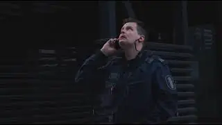 Poliisi keskeytt&auml;&auml; erikoisen juhlinnan - Poreamme h&ouml;rskys parvekkeella!