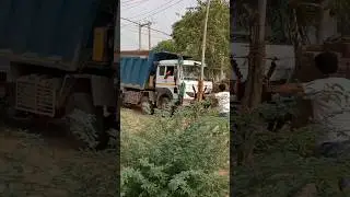 ///truck unloading villege/// #viral#minivlog #trending  #short #youtubeshort #motivation #youtubevi