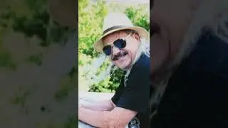 Hoochi Kurti Man