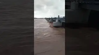 High level of flooding Head marala Bridge, 470,000 water are passing through in head marala bridge