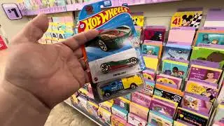 Playdays Collectibles Taco Tuesday morning Hotwheels hunting at Dollar Tree. 3.4.25
