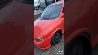 Stanced Corsa b