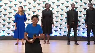 Worshipping moment 