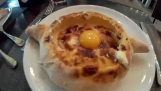 Adjaruli Khachapuri in Restaurant Funicular / Аджарски Хачапури в ресторане Фуникулер