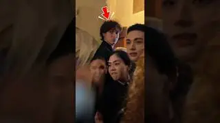 people's reactions when hyunjin interacts with  versace team 🥟hyunjin so handsome🥟🫠 #hyunjin