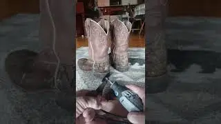 Boot spurs changeout. How to make your spurs cha-ching! #boots #warmboots #spurs #western #cowboys