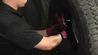 X-tra Seal X-Light clamping tire service and shop light