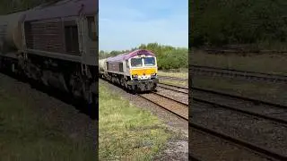 66734 &lsquo;PLATINUM JUBILEE&rsquo; 4N00 0923 Carlisle N.Y. to Clitheroe Castle Cement passes Hellifield 30/04